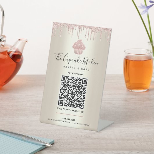 QR-code Hier Roze koekje Glitter Gold Bakkerij Reclamebord Met Voetstuk (Insitu)