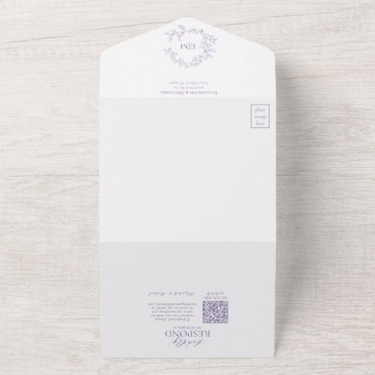 QR Code Lila Lavender Leafy Crest Monogram All In One Uitnodiging (Buitenkant)