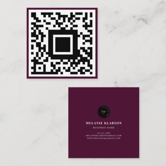 QR Code Logo Minimalistisch Bourgondië Vierkante Visitekaartje (Voorkant / Achterkant)
