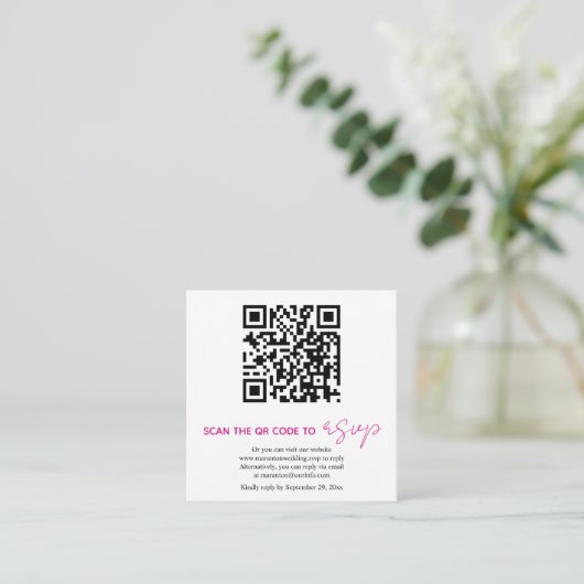 QR-code magenta calligrafie RSVP-fotobruiloft Informatiekaartje (Staand voorkant)