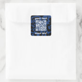 QR Code Marine Blauw en Zwart Donker Modern Vierkante Sticker (Tas)
