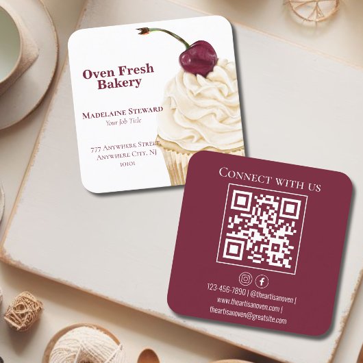 QR Code Maroon White Cupcake Bakery Square Vierkante Visitekaartje