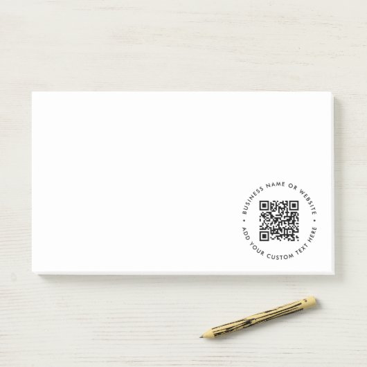 QR-code minimaliseert eenvoudige, witte, schone Post-it® Notes (Op bureau)