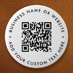 QR-code Minimalistisch, eenvoudig wit rondje reini Ronde Button 5,7 Cm<br><div class="desc">Een eenvoudige douane witte QR code ronde knoop speld sjabloon in een moderne minimalistische stijl die gemakkelijk met uw code QR,  bedrijfsnaam of website en douanetekst kan worden bijgewerkt,  bijvoorbeeld scan me aan.. #QRcode #button #business</div>