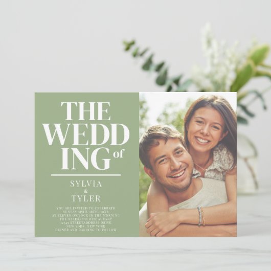 QR-code Minimalistisch Typografie Sage Foto Wedden Kaart (Staand voorkant)