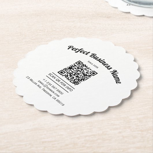 QR-code minimalistisch zwart en wit eenvoudig held Kartonnen Onderzetters (Gekanteld)