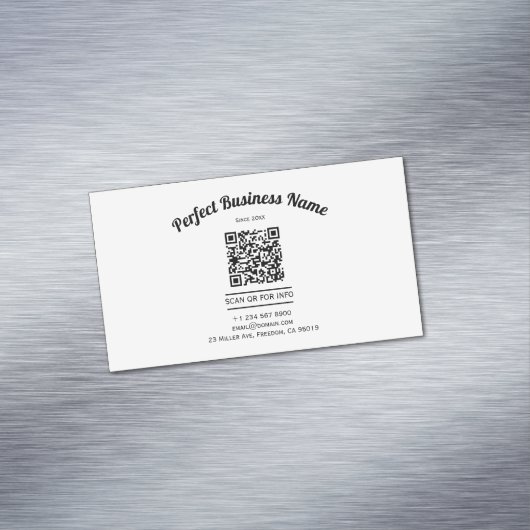 QR-code minimalistisch zwart en wit eenvoudig held Magnetisch Visitekaartje (Voorbeeld)