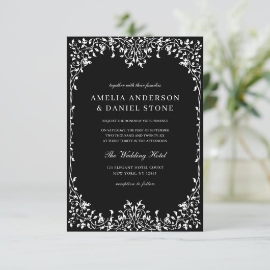 QR-code Modern Black & White Minimal Leaf Wedding Kaart (Staand voorkant)