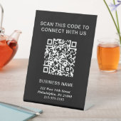 QR Code Modern Business Black Reclamebord Met Voetstuk (Insitu)