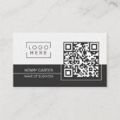 QR Code Modern Charcoal Zwart Zacht Grijs Logo Visitekaartje (Voorkant)