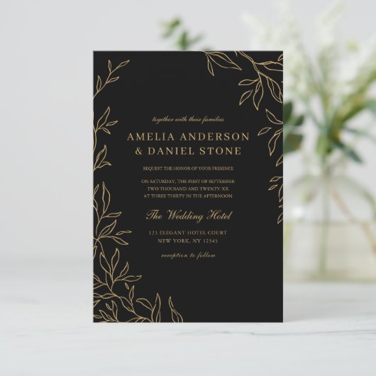 QR Code Modern Zwart Goud Minimal Leaf Wedding Kaart (Staand voorkant)
