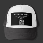 QR-code of Logo uploaden | Modern Black Trucker Pet<br><div class="desc">Vervang eenvoudig met uw eigen code QR of logo en pas tekst aan zoals u houdt van.</div>