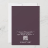 QR Code Plum Paarse Classic Monogram Weddenschap Kaart (Achterkant)