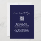 QR Code RSVP Marine Blauw Monogram Krans Bruiloft Kaart (Achterkant)