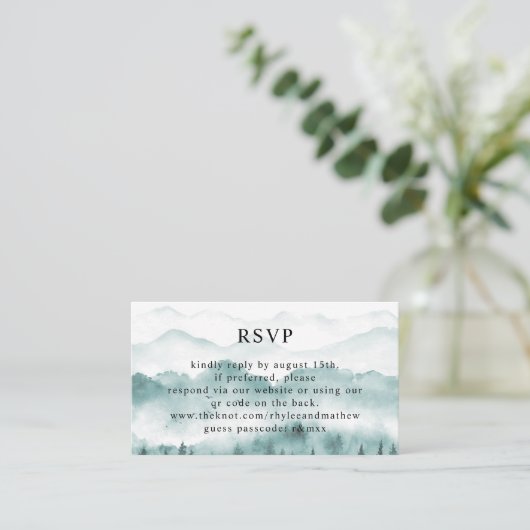 QR-code RSVP Weddenschap Rustic Mountain Pine Informatiekaartje (Staand voorkant)