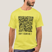 QR Code Scan Info Grappige T-shirt tekst Scan me n (Voorkant)