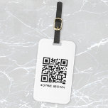 QR-code Scannen bij verloren contact Minimale eenv Bagagelabel<br><div class="desc">Een eenvoudig, stijlvol ontwerp van de aangepaste QR-code in een moderne, minimalistische typografie op een eenvoudige witte achtergrond. De code QR en de naam kunnen gemakkelijk worden gepersonaliseerd om een ontwerp zo uniek te maken aangezien u bent! Het perfecte geschenk op maat of accessoire om ervoor te zorgen dat uw...</div>