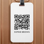 QR-code Scannen bij verloren contact Minimale eenv Bagagelabel<br><div class="desc">Een eenvoudig, stijlvol ontwerp van de aangepaste QR-code in een moderne, minimalistische typografie op een eenvoudige witte achtergrond. De code QR en de naam kunnen gemakkelijk worden gepersonaliseerd om een ontwerp zo uniek te maken aangezien u bent! Het perfecte geschenk op maat of accessoire om ervoor te zorgen dat uw...</div>