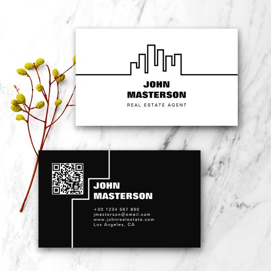 QR Code Simple White & Black Real Estate Agent Visitekaartje