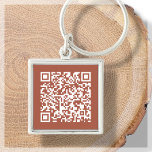 QR-code Terracotta Sleutelhanger<br><div class="desc">Scannable QR de sleutelhanger van de Code. In terracotta verbrande oranje roesttoon. Voor zakelijk, zakelijk of persoonlijk gebruik. Voeg je websiteadres, sociale mediakanaal of venmo-, paypal- of cashapp-link toe. Klaar om aan te passen door uw URL te verbinden door de personalize knoop te gebruiken.</div>