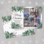 QR-code Vrolijk Kerstfeest Holly Greenery One Foto Feestdagenkaart<br><div class="desc">Dit jaar vieren we de vrolijke wonderen van de moderne technologie met een leuke interactieve QR code foto collage vakantiekaart. Deel één van uw favoriete afbeeldingen evenals een online videobericht, lied, fotoalbum, of andere website. Alle tekst op deze sjabloon is eenvoudig aan te passen om alle formuleringen op te nemen,...</div>