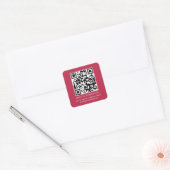 QR Code Weddenschap Website Namen Magenta Vierkante Sticker (Envelop)
