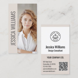 QR-code Zakelijk Logo Modern Professionele Beige Visitekaartje