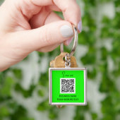 QR Code Zakelijke Logo Professionele Neon Groene Sleutelhanger (Hand)