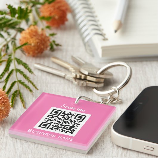 QR Code Zakelijke Logo Professionele Roze Girly Sleutelhanger (Voorkant Rechts)