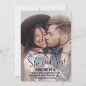 QR code Ze zei ja! Weddenschap Verloving 2 Foto Save The Date (Voorkant)