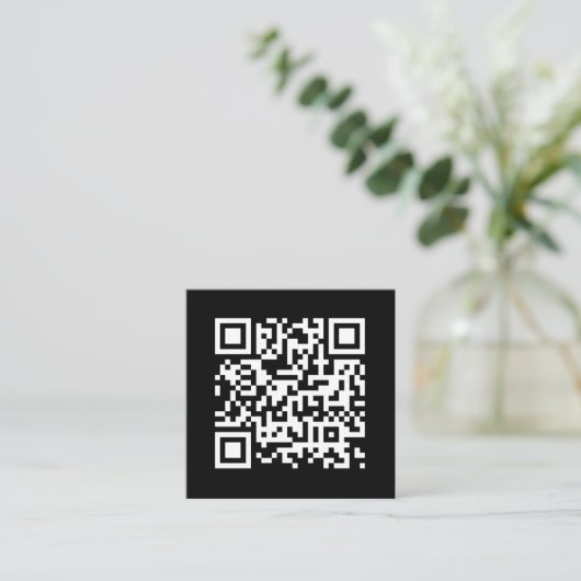 QR-code zwart Modern minimalistische sociale media Vierkante Visitekaartje (Staand voorkant)