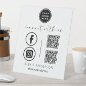 QR Connect met Amerikaanse zakelijke Logo Social M Reclamebord Met Voetstuk (Insitu)