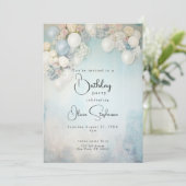 QR Verjaardag Feestelijke Blauwe en Witte Bloemen  Kaart (Staand voorkant)