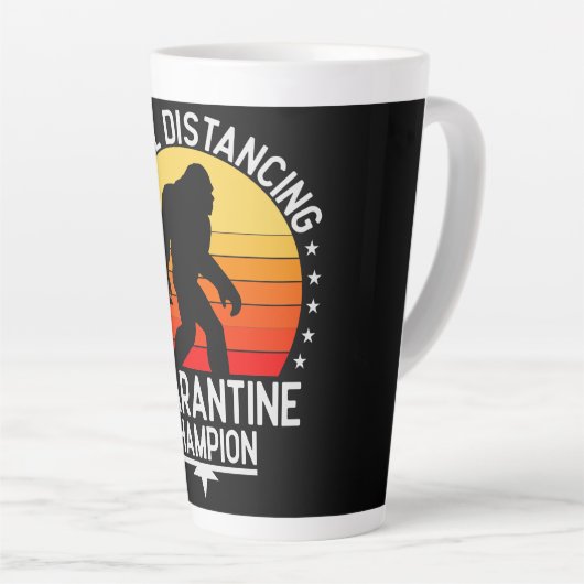 Quarantine Bigfoot Latte Mok (Rechterhoek)
