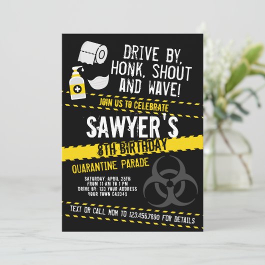 Quarantine Birthday Parade Kaart (Staand voorkant)
