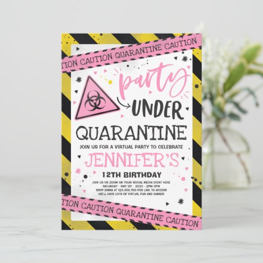 Quarantine Birthday Party Invitation Virtual Zoom Kaart (Staand voorkant)