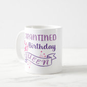 Quarantine Birthday Queen Funny Personalized Girly Koffiemok (Voorkant links)