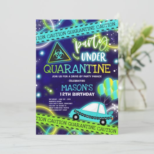 Quarantine Drive-By Verjaardagsparade Kaart (Staand voorkant)