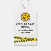 Quarantine Lockdown Birthday Cadeaulabel (Voorkant)