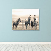 Quarter Horses Op Canadese Prairie Canvas Afdruk (Insitu (Houten vloer))