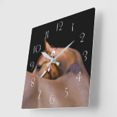 Quarter paard met zwarte achtergrond vierkante klok (Hoek)