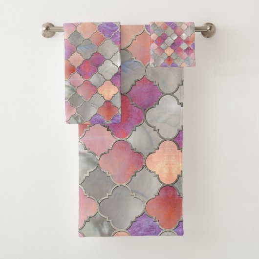 Quatrefoil Moroccan Pattern Pearl and quartz Bad Handdoek (Insitu)