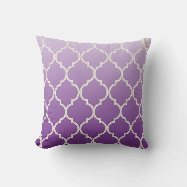 Quatrefoil Patroon | Paars Kussen (Voorkant)
