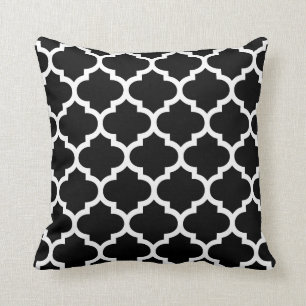 Quatrefoil Pillow - Black en White Pattern Kussen