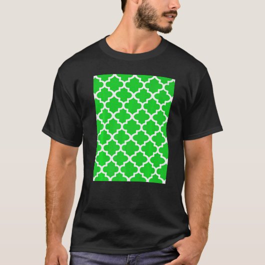 Quatrefoliepatroon in wit overzicht op zomergraf t-shirt (Voorkant)