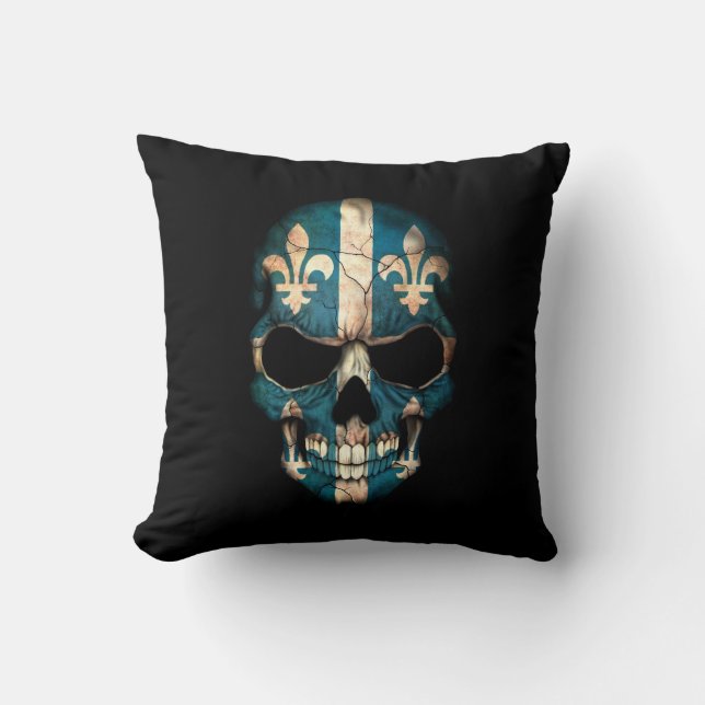 Quebec Flag Skull op Black Kussen (Voorkant)