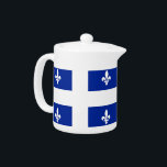 Quebec vlag theepot<br><div class="desc">Verhoog uw thee-ervaring met onze exclusieve theepot met de vlag van Quebec! Deze theepot is gemaakt met nauwgezette aandacht voor detail en is meer dan alleen een essentiële keuken; het is een viering van de rijke cultuur en het erfgoed van Quebec. Het opvallende ontwerp toont prominent de iconische vlag van...</div>