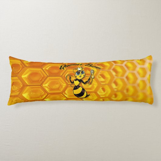 Queen Bee Body Pillow Lichaamskussen (Voorkant)