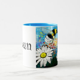 Queen Bee Whimsical Bumblebee in Daisies Schildere Tweekleurige Koffiemok