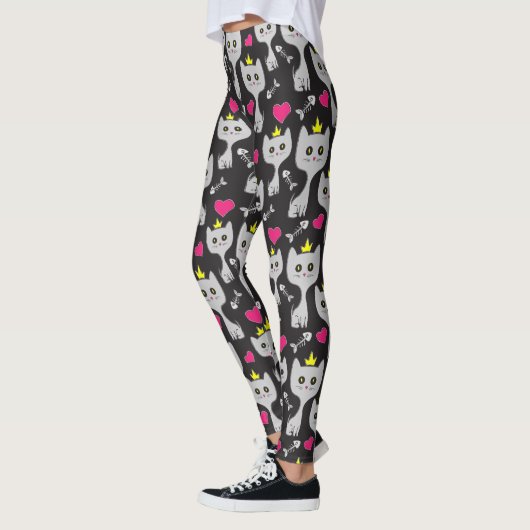 Queen Cat Pattern Leggings (Links)
